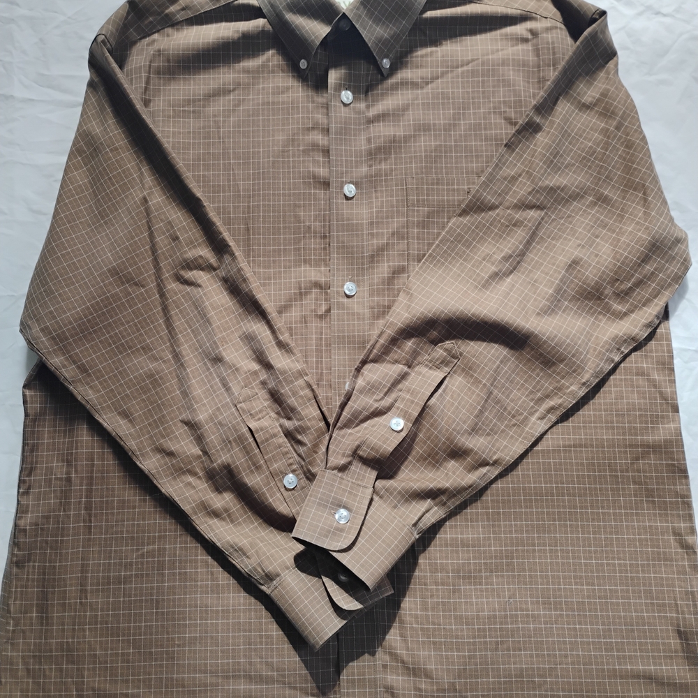Orvis Mens Large Long Sleeve  Button Down Light Brown Shirt 100% Cotton